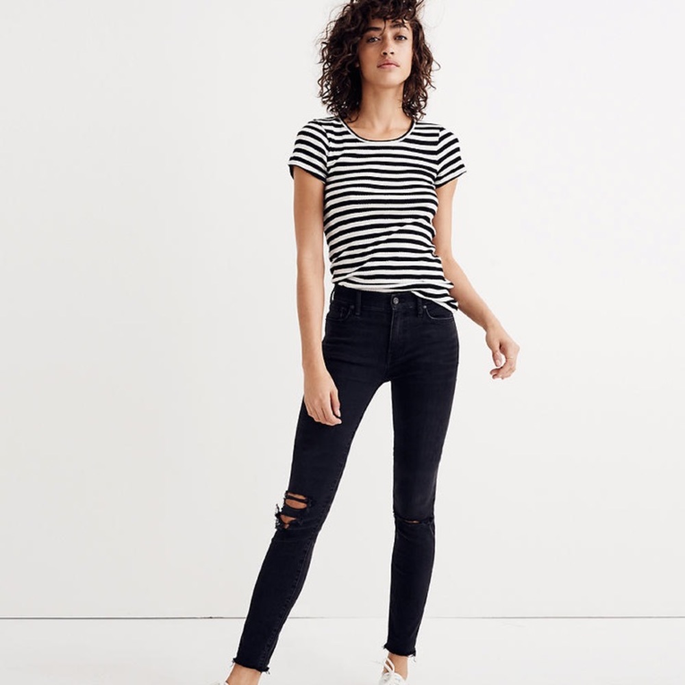 9” High-Rise Madewell Skinny Jeans in Black Sea